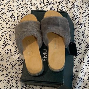 EMU Australia Grey Sheepskin Slides Size 9 NWT